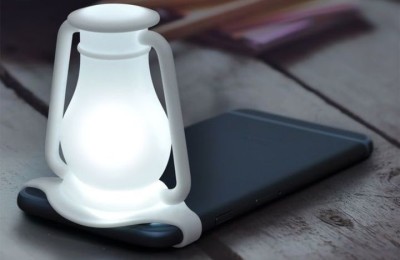 Travelamp: when the smartphone turns into a night light lamp