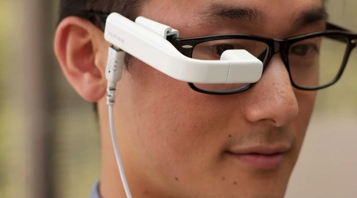 Vufine glasses turns ordinary glasses to smart glasses