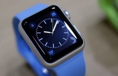 Apple Watch - leader in sales of handheld devices in 2015