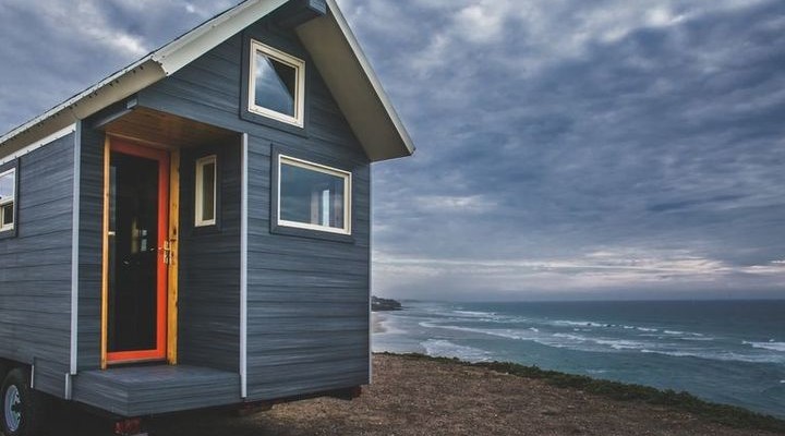 Half / Half - tiny house for $ 22,000
