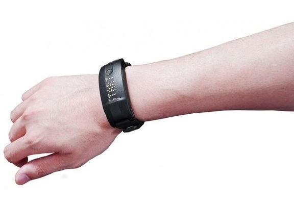 Silmee W20 and Silmee W21 - smart bracelet from Toshiba