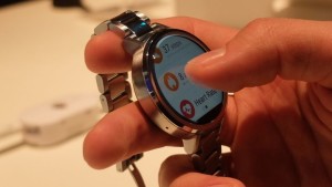 Second Generation Moto 360 2015 Review