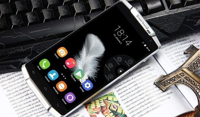 Oukitel K10000: smartphone with the largest battery